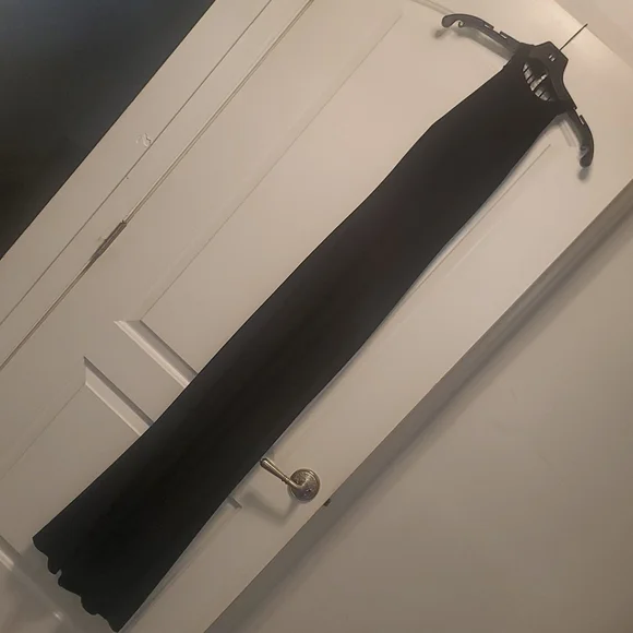 ✨️⭐️✨️⭐️✨️Black long dress - Picture 2 of 8